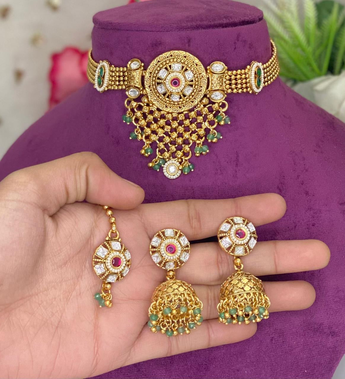 Aliyah Necklace Set