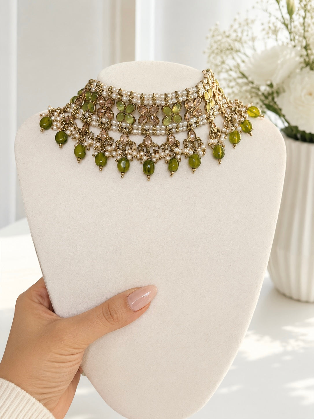 Akansha Necklace Set