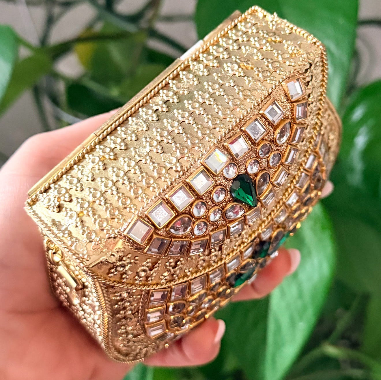 Naina Mini Kundan Clutch