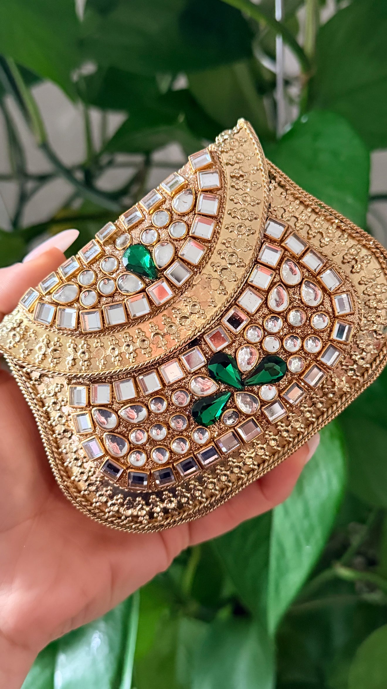 Naina Mini Kundan Clutch