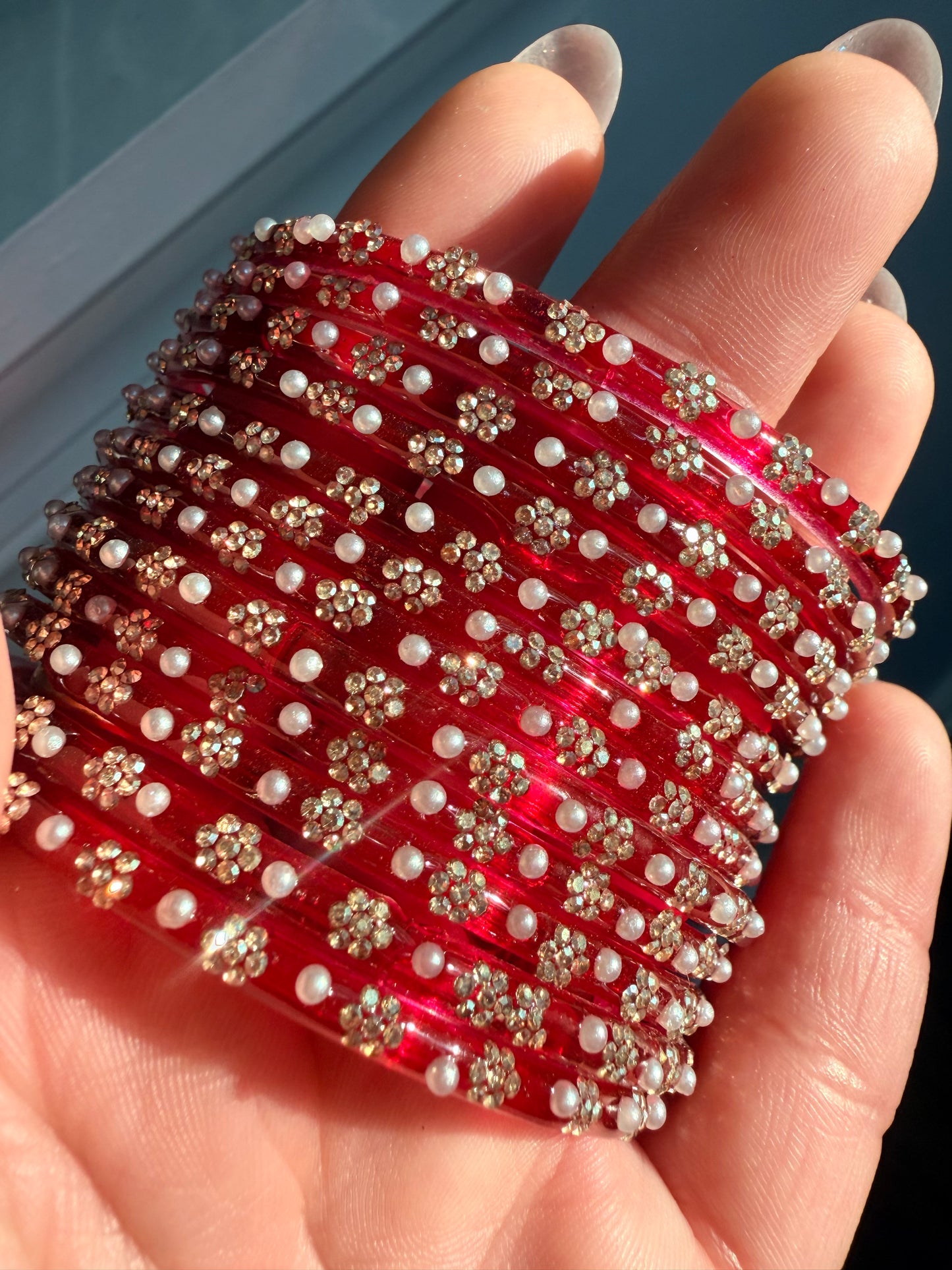Sonal Pearl Glass Bangle Set