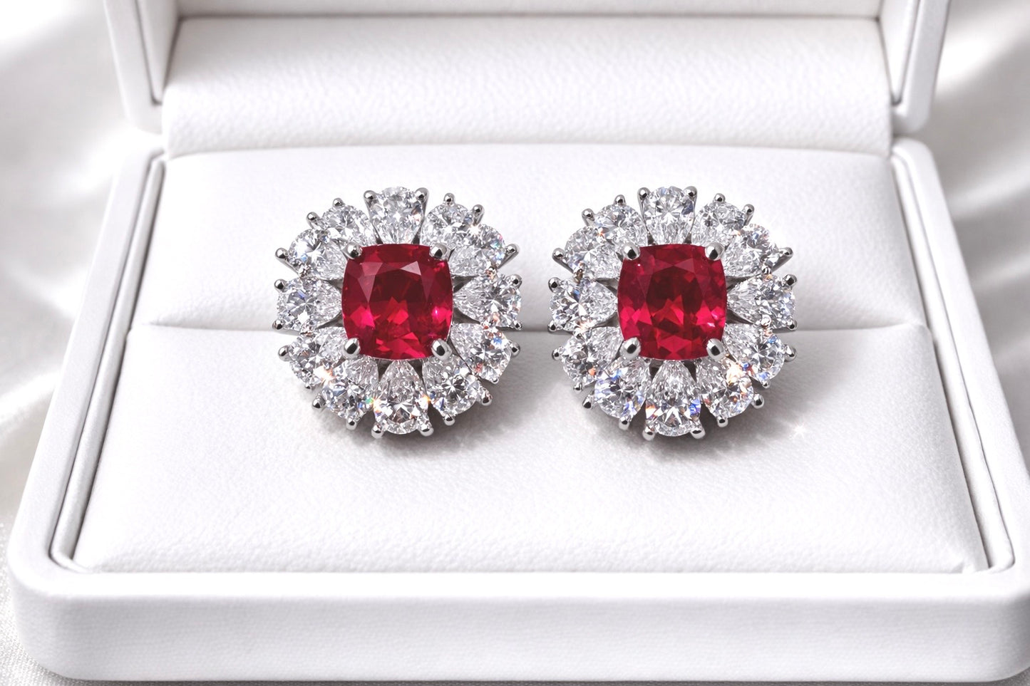VVS Clarity WG Earring Studs