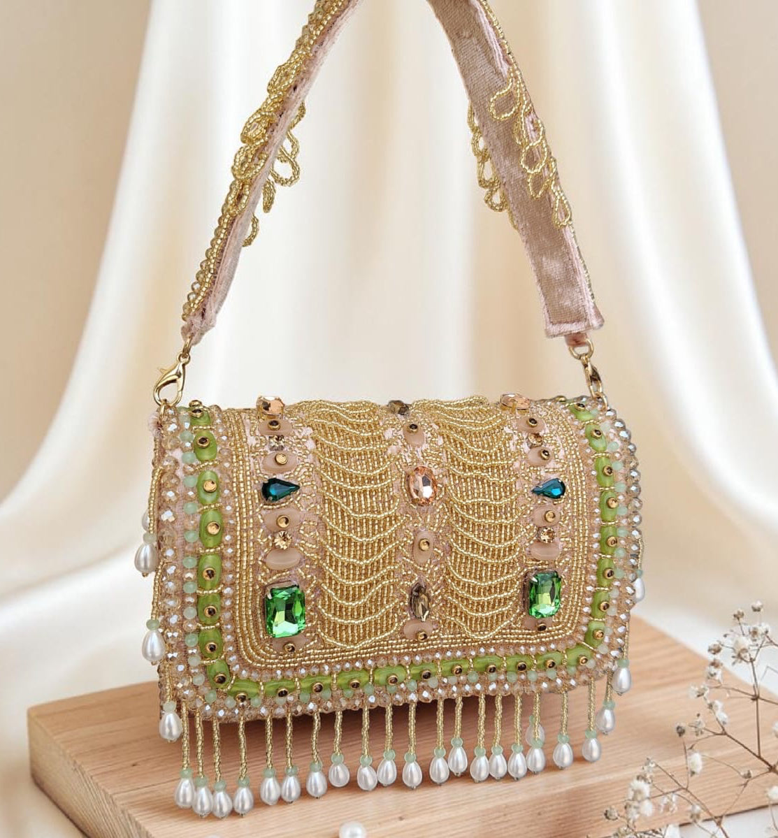 Gauri Premium Quality Handbag