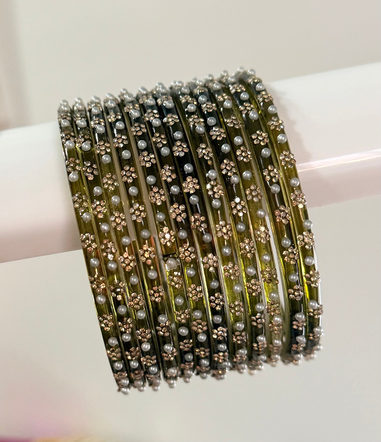 Sophia Glass Bangle Set
