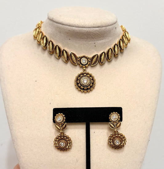 Antique Gold Plated Lightweight Necklace Set