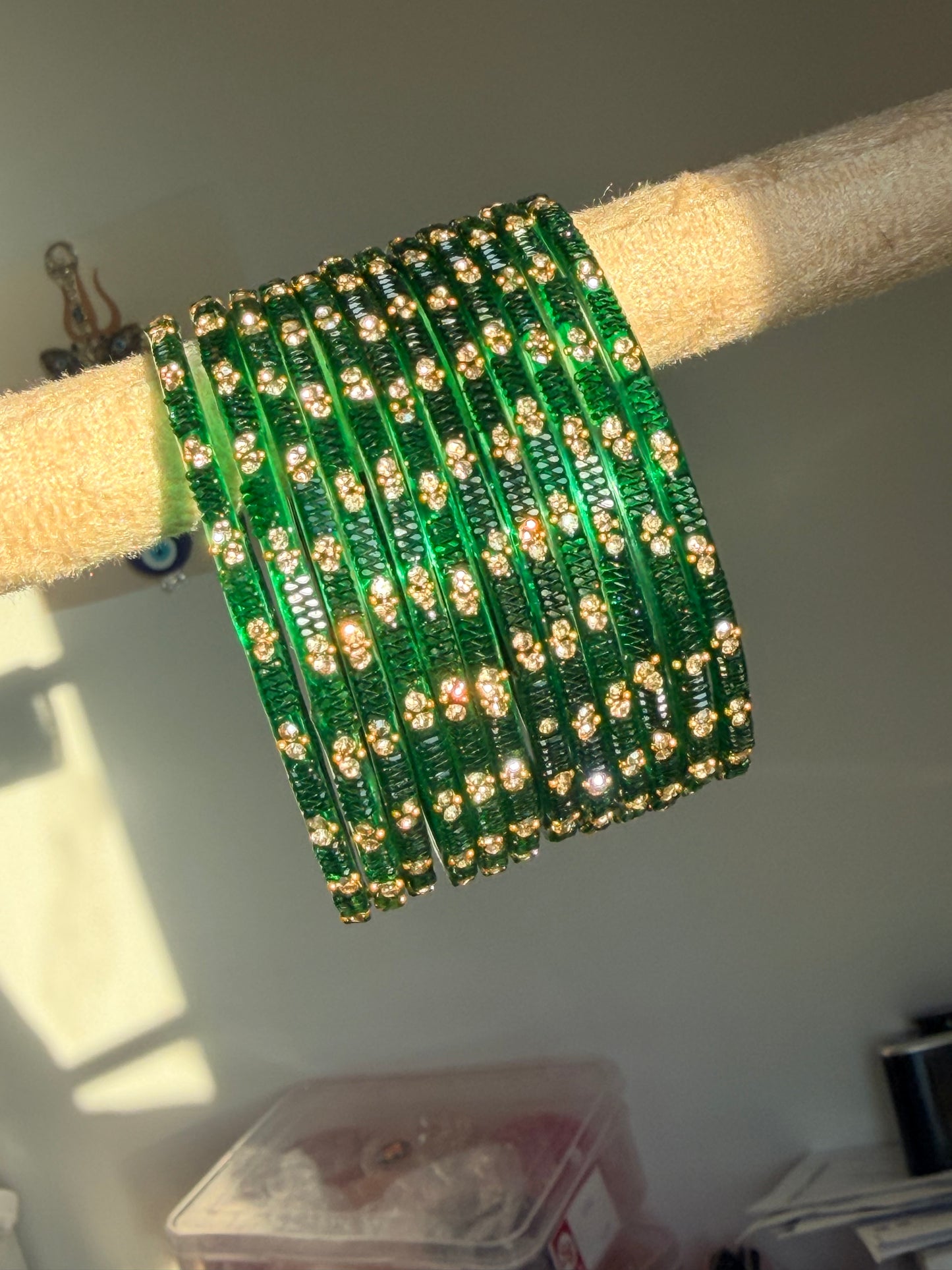 Sophia Glass Bangle Set