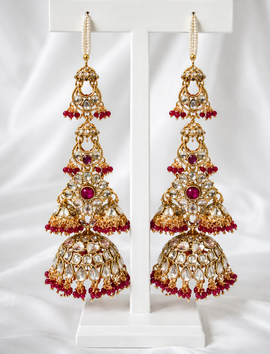 Ishita Sahara Earring Set