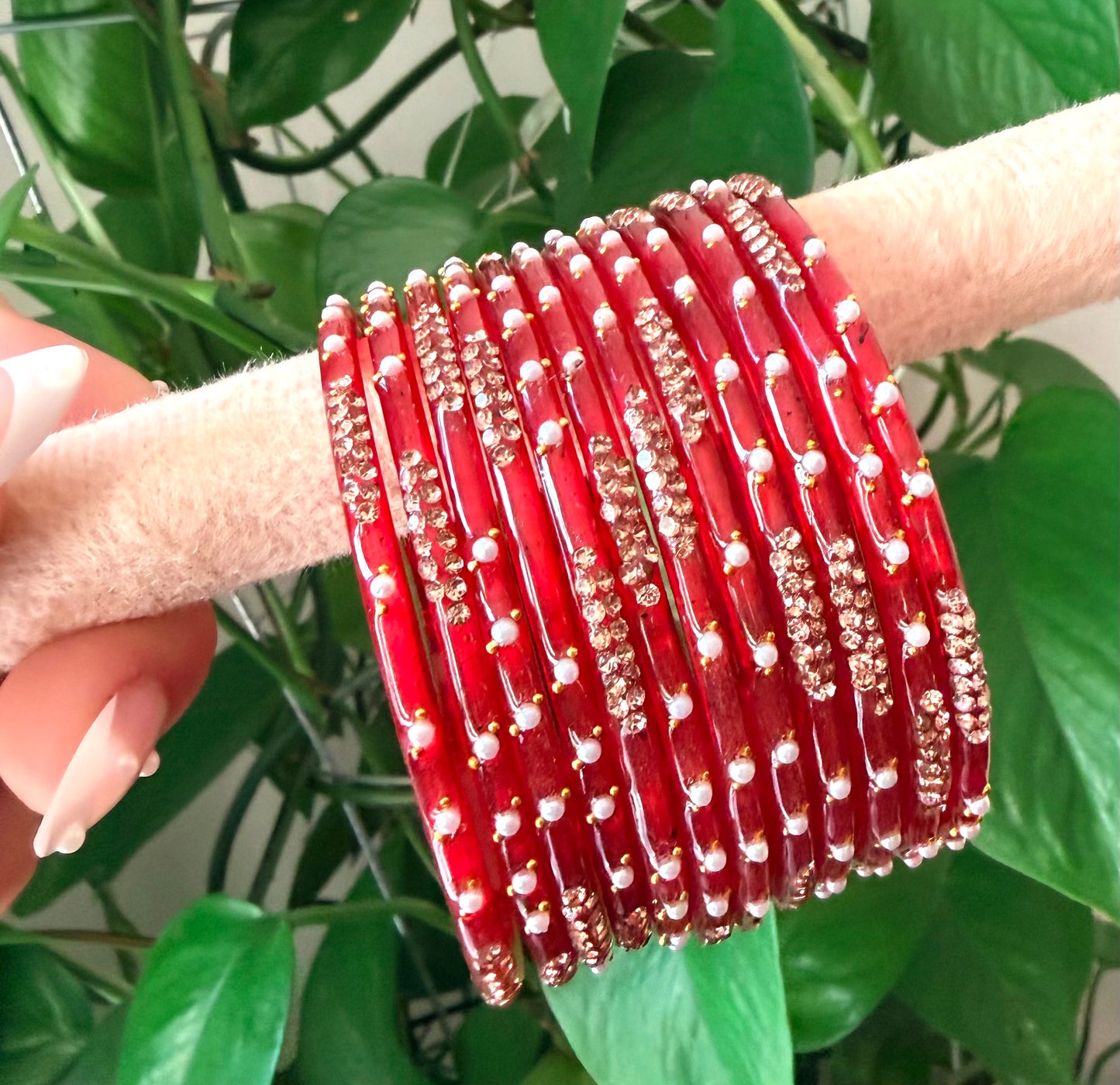 Yasmeen Pearl Bangle Set
