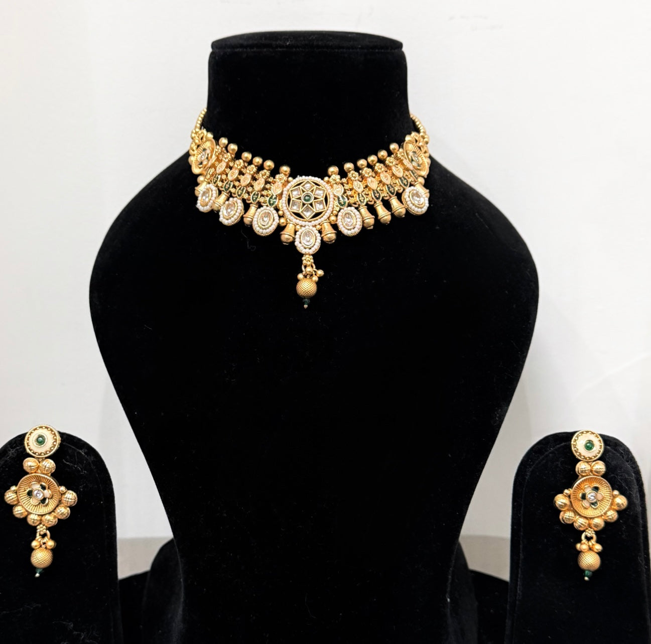Vidhi Premium Heritage Style Necklace Set
