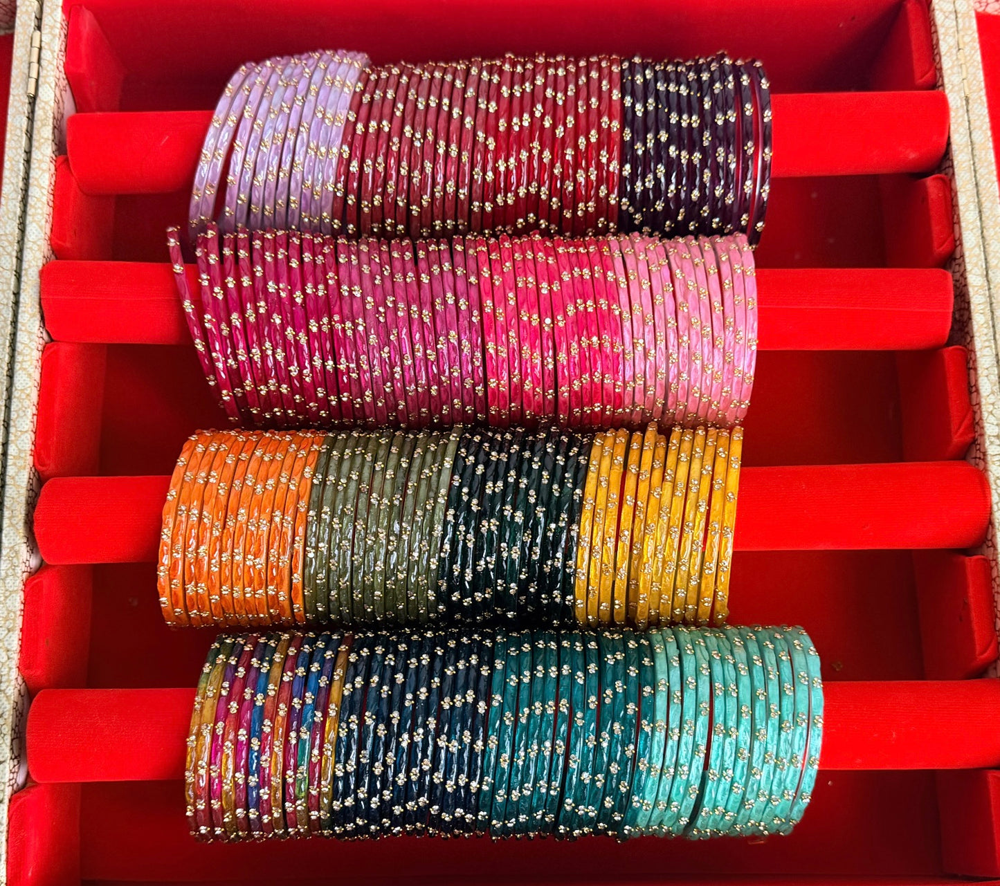 Sunidhi Glass Bangle Box- Box is included