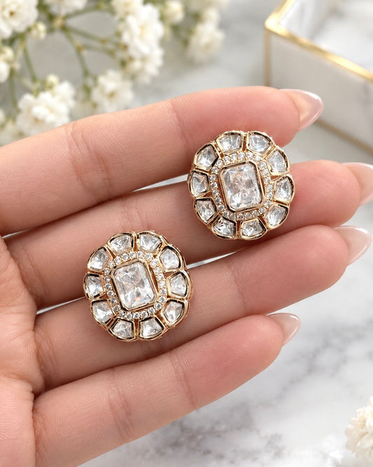 Safa Studs Earrings in Moissanite