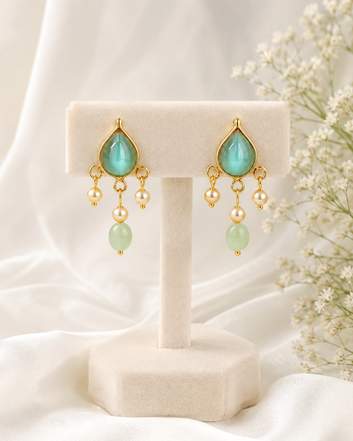 Simmi Hook Style Studs