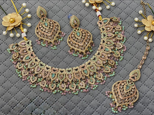 Hina Necklace Set