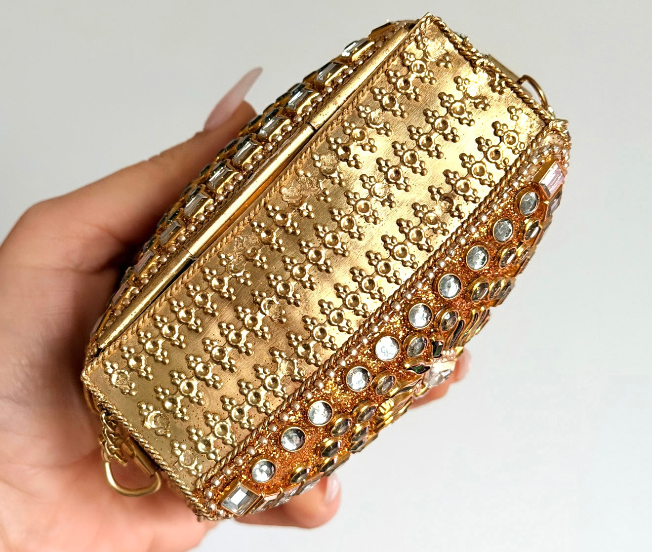 Naina Mini Kundan Clutch