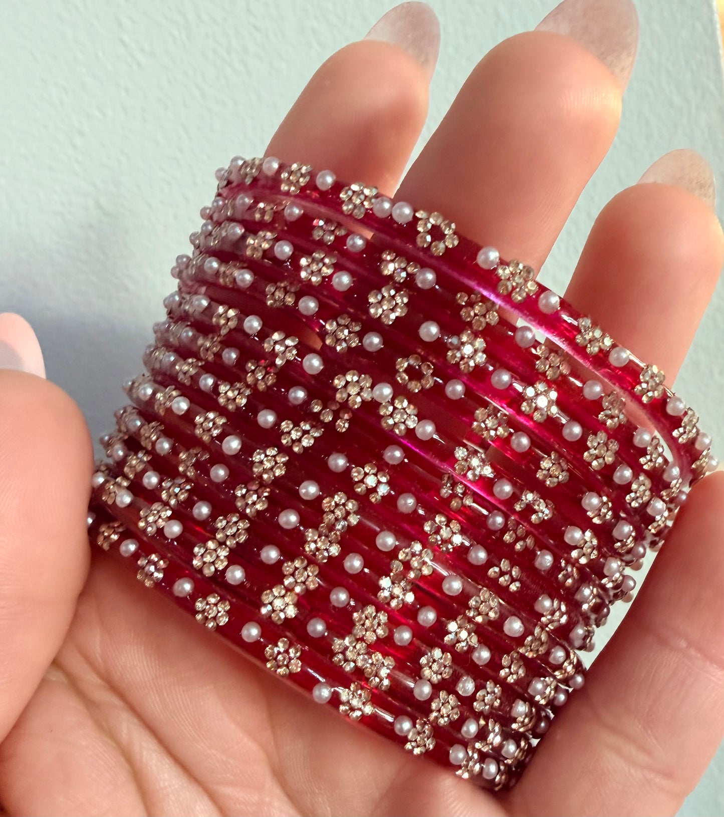 Sonal Pearl Glass Bangle Set