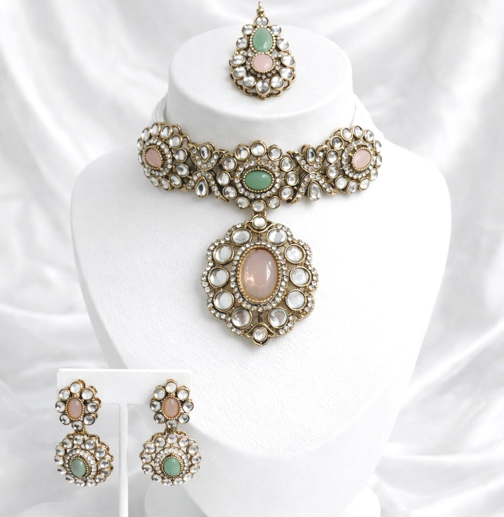 Tisha Necklace Set