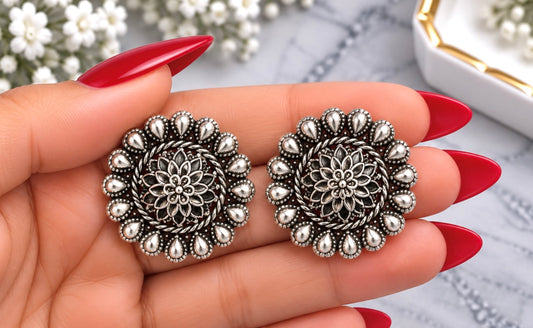 Oxidized Studs