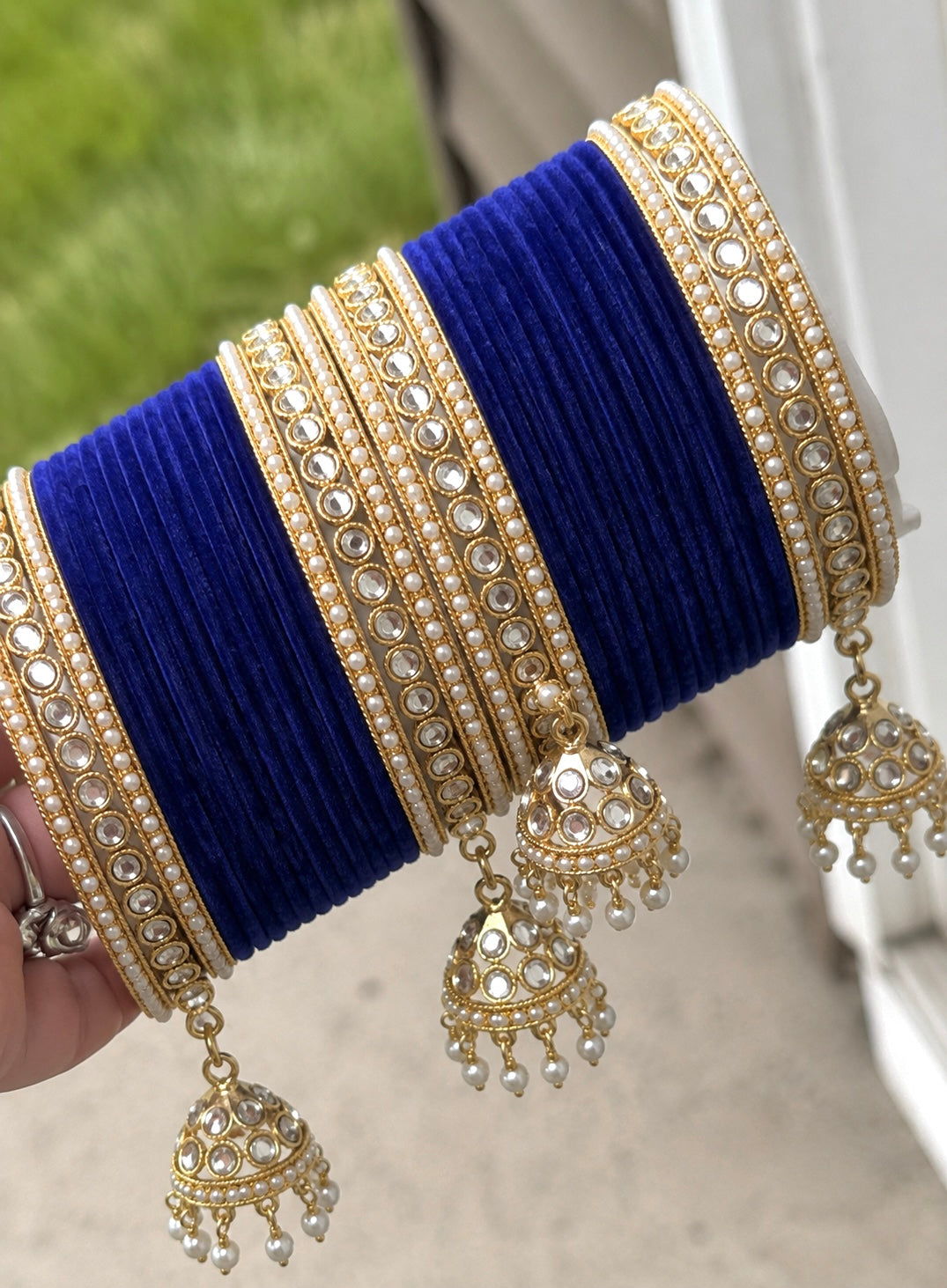 Sunidhi Bangle Set with Hangings