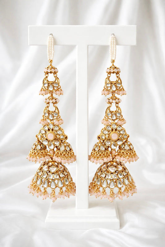 Ishita Sahara Earring Set