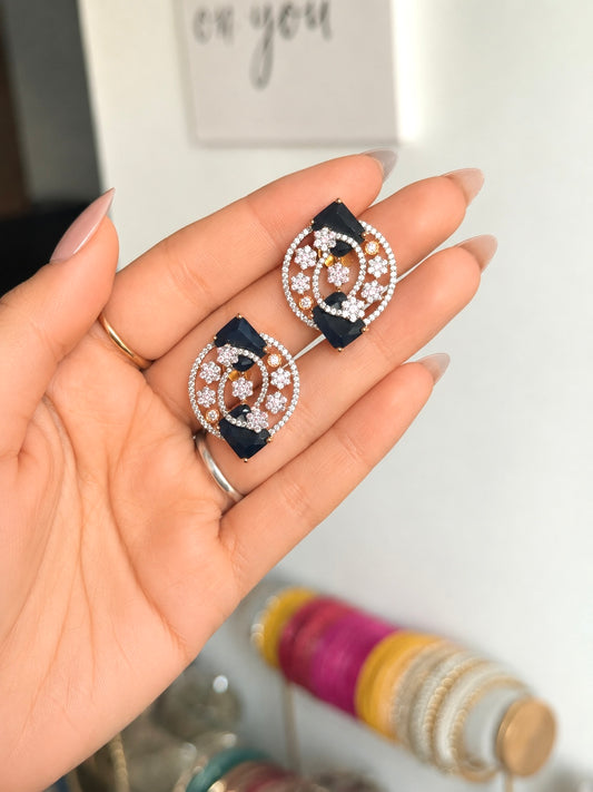 Mariam Studs