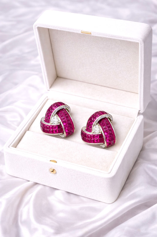 VVS Clarity Studs