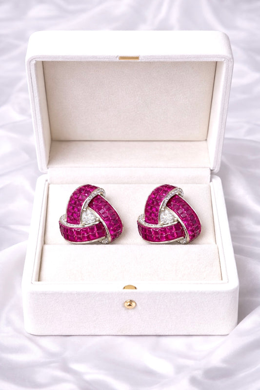 VVS Clarity Studs