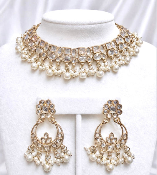 Mahi Necklace Set