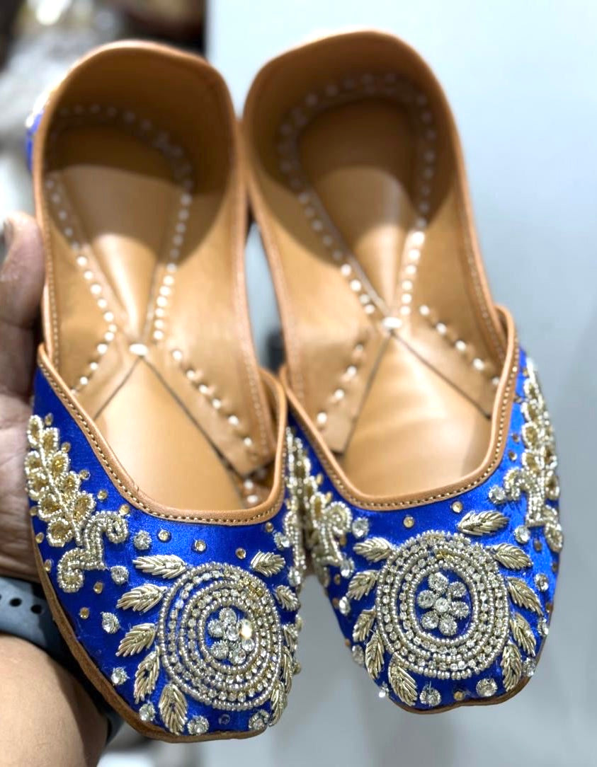 Zeenat Punjabi Jutti
