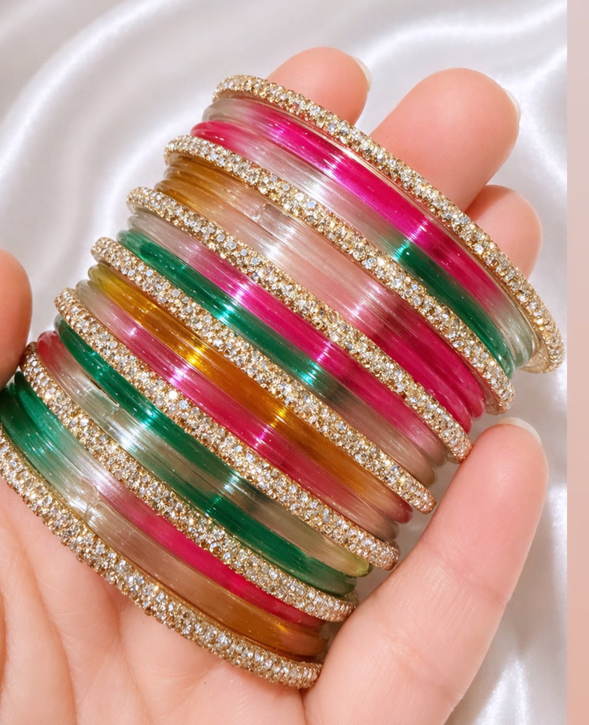 Ashnoor Glass Bangle Set