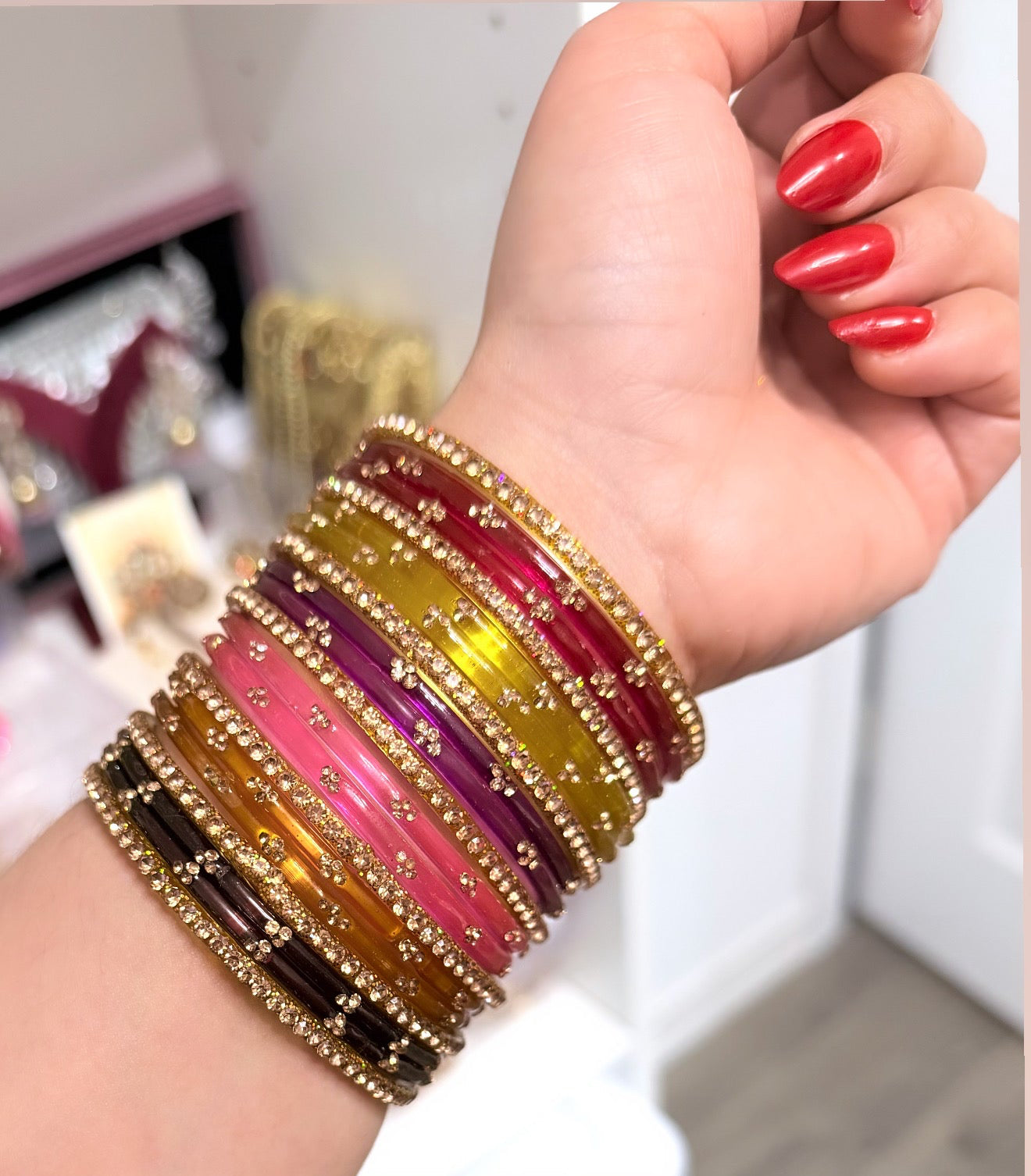 Manpreet Glass Bangle Set