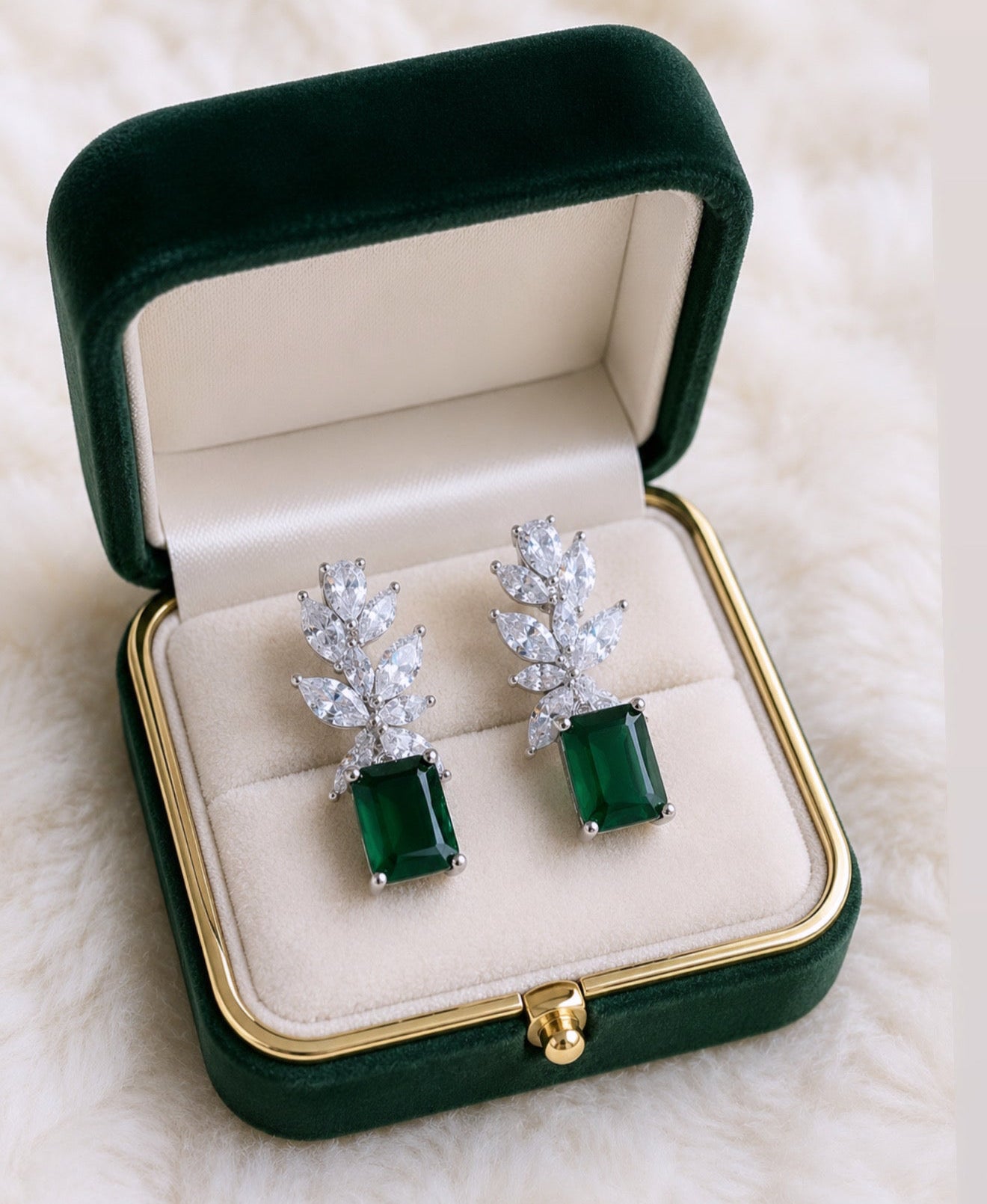 VVS Clarity Studs