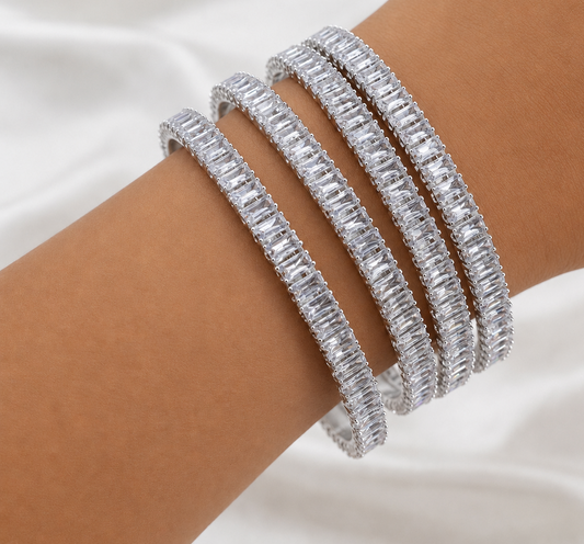 Heer Silver Stone Bangle Set