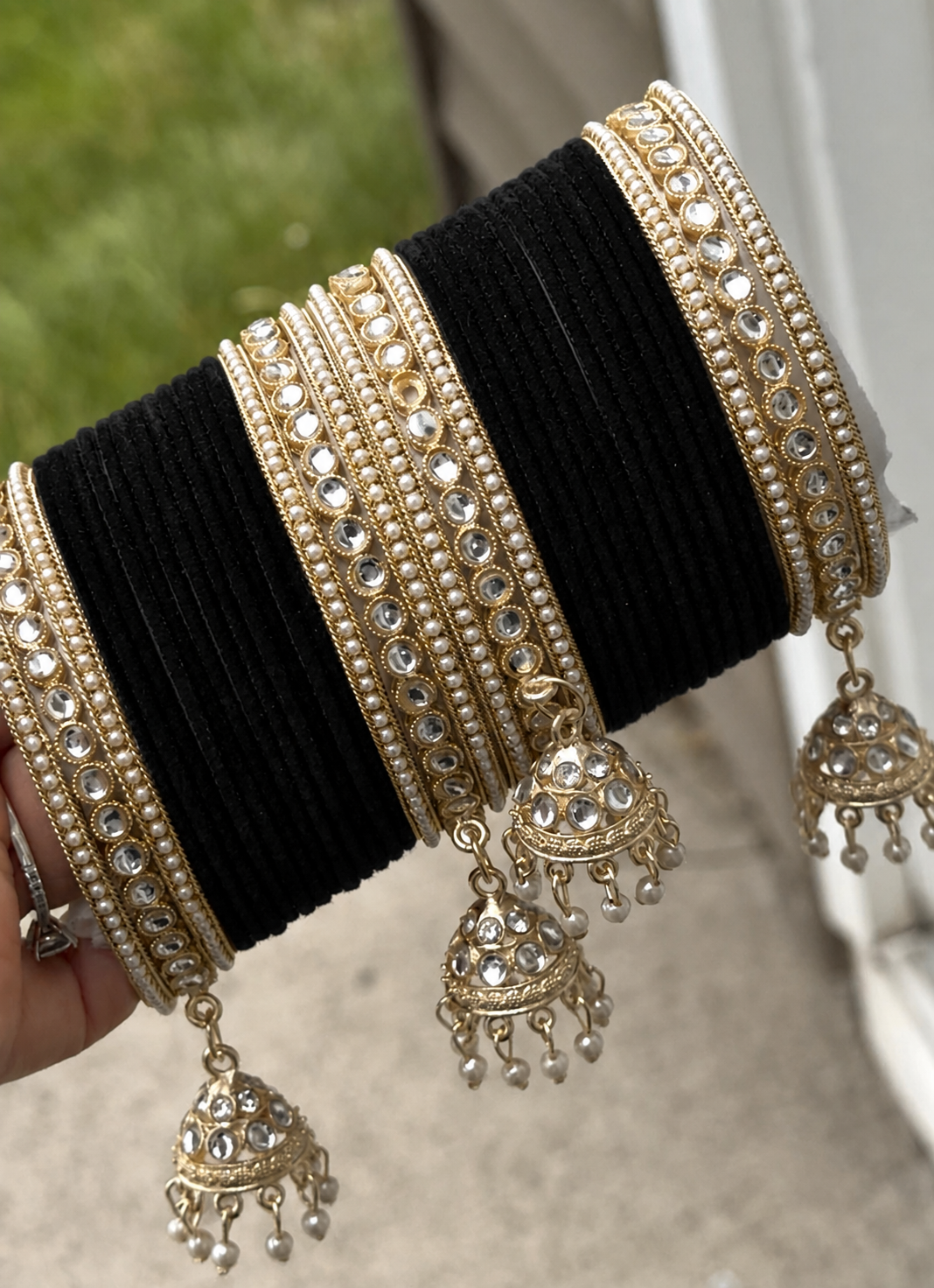 Sunidhi Bangle Set with Hangings