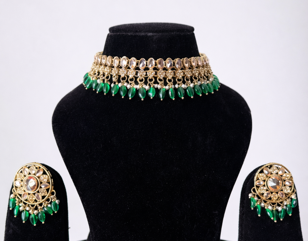 Ayra Necklace Set